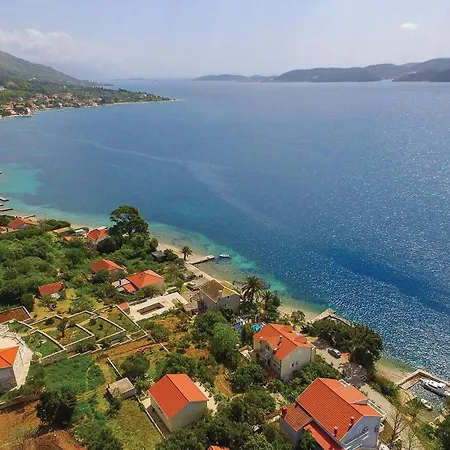 Gorgeous In With View * Viganj